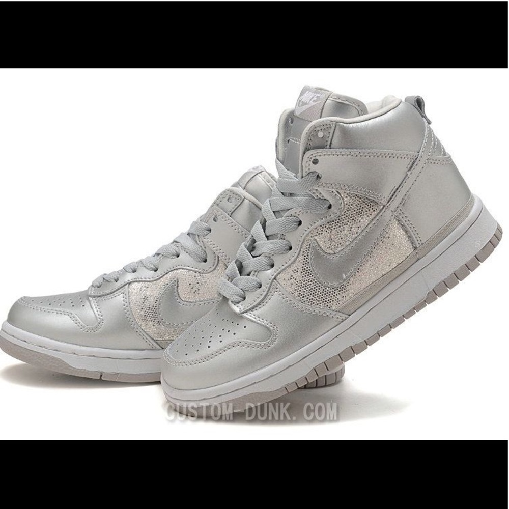 Sparkle/glitter Nike High Top sneakers size 7.5